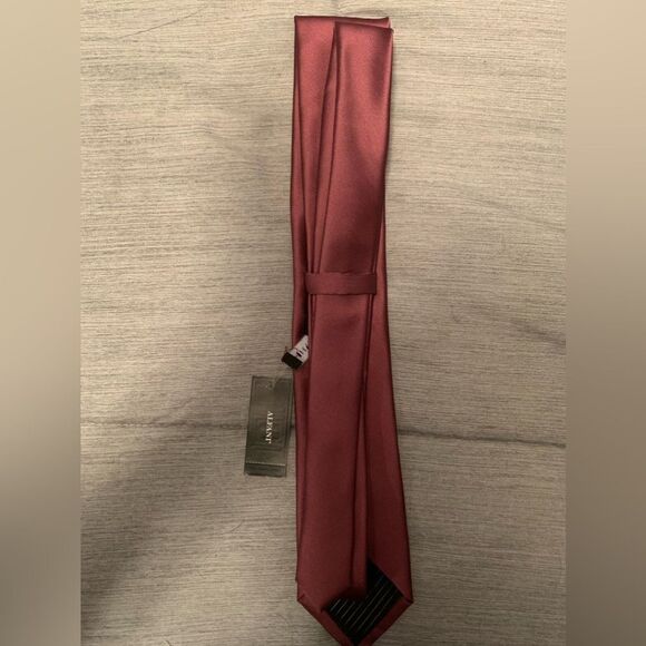 Alfani tie - Picture 2 of 2